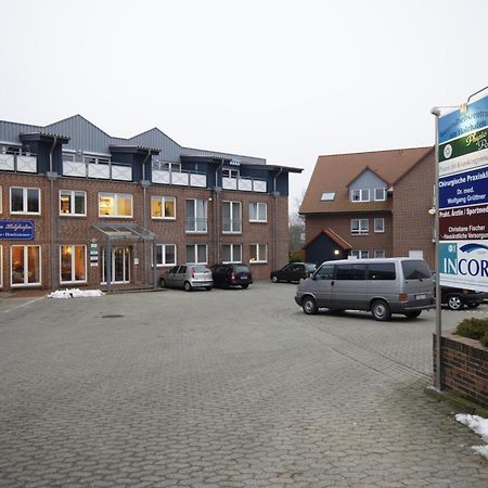 Hotel Am Holzhafen Stade Ngoại thất bức ảnh