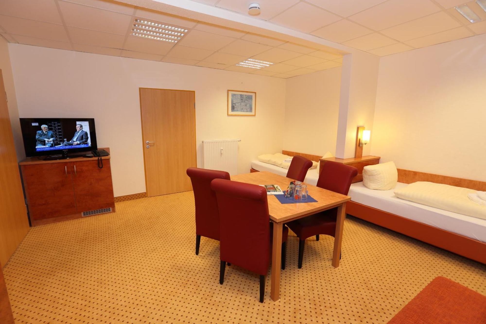 Hotel Am Holzhafen Stade Ngoại thất bức ảnh