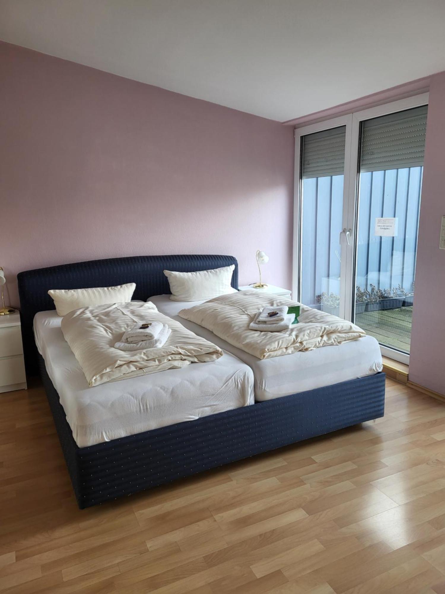 Hotel Am Holzhafen Stade Ngoại thất bức ảnh