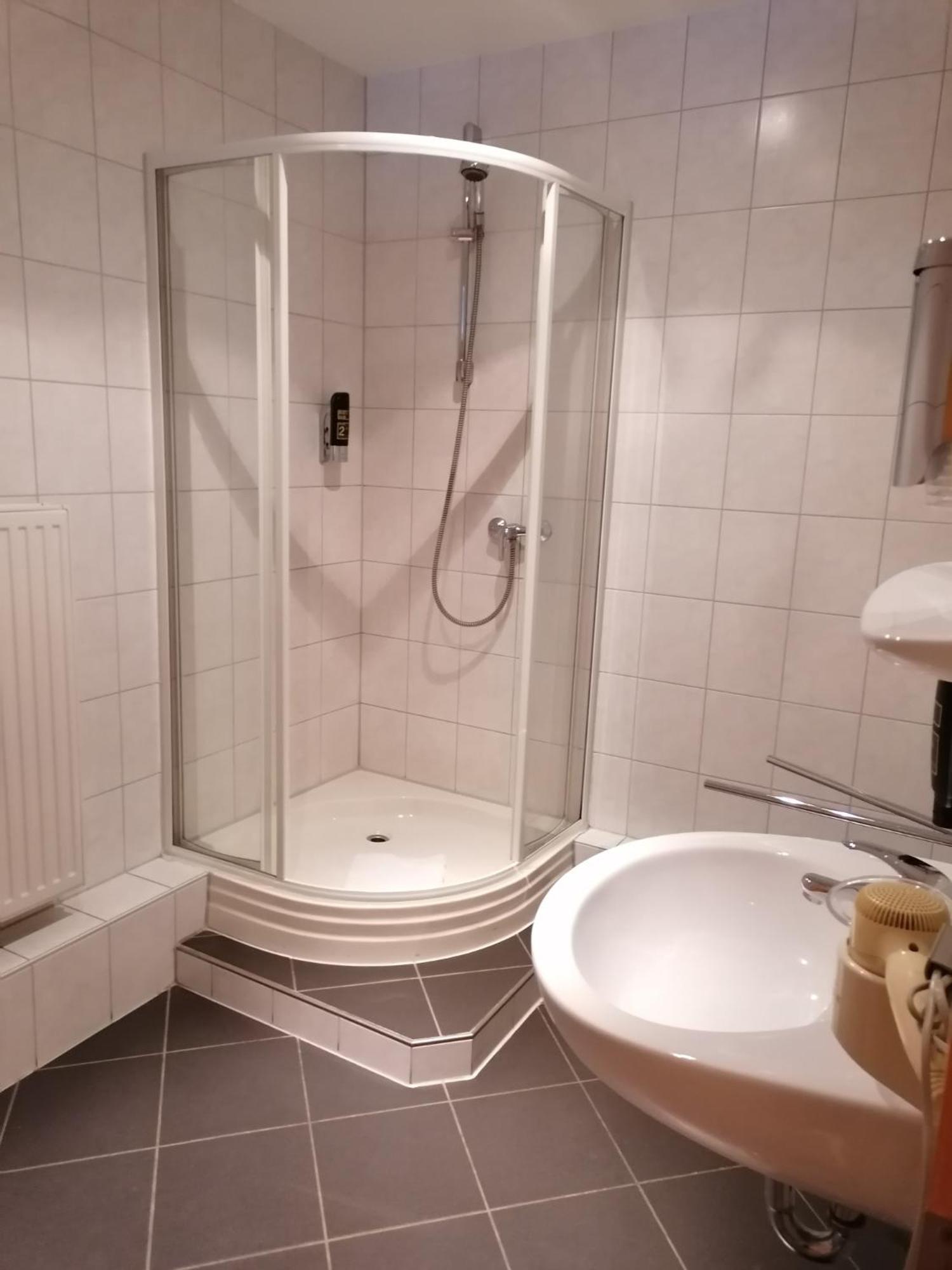 Hotel Am Holzhafen Stade Ngoại thất bức ảnh