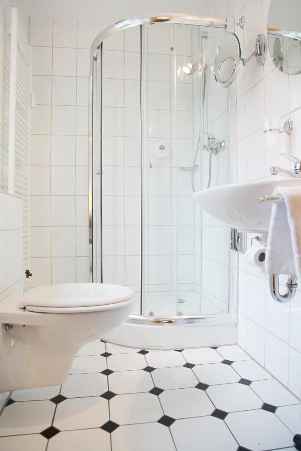 Hotel Am Holzhafen Stade Phòng bức ảnh